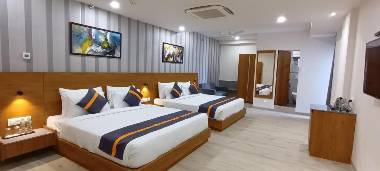 Comfort Inn , Statue Of Unity Kevadia Exteriör bild